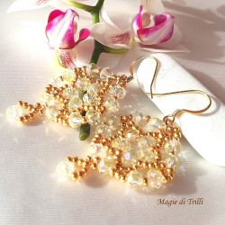 Orecchini donna handemade con cristalli bianchi e rocailles dorate