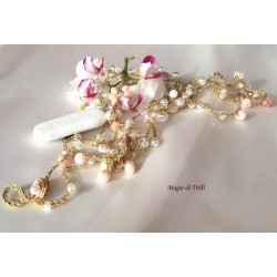 Collana lunga con cristalli e perle - filato gioielli oro - handemade