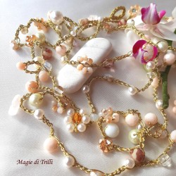 Collana lunga con cristalli e perle - filato gioielli oro - handemade