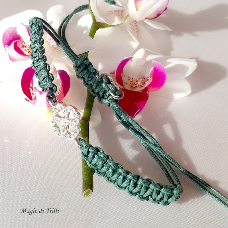 Bracciale portafortuna macramè verde