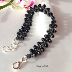 Braccialetto donna con cristalli neri intrecciati con filo per gioielli