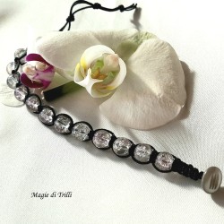 Bracciale shamballa regolabile bianco, chiusura a bottone, perle vetro crackle